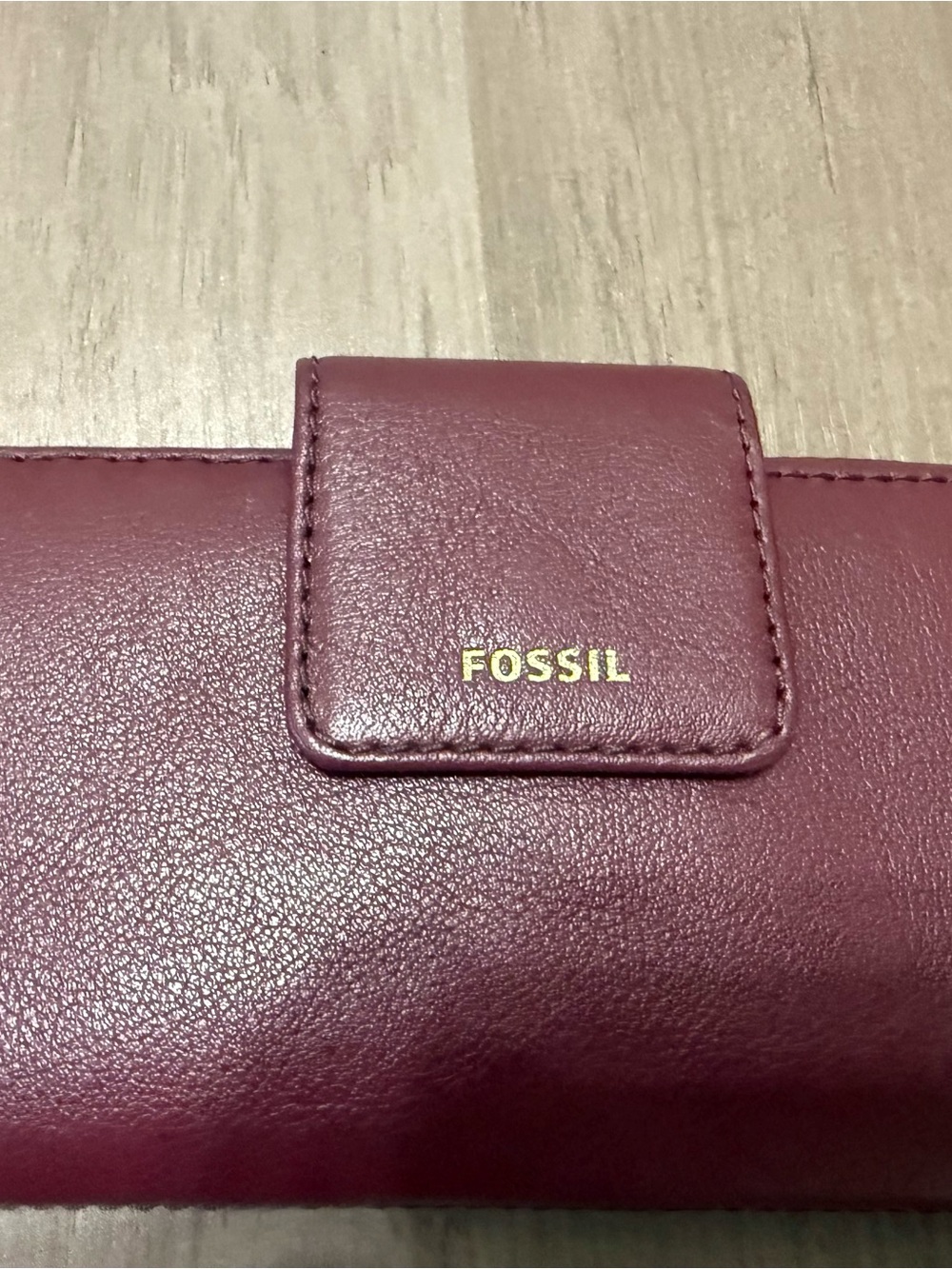 Fossil Leather Wallet in Burgundy with Gold Logo